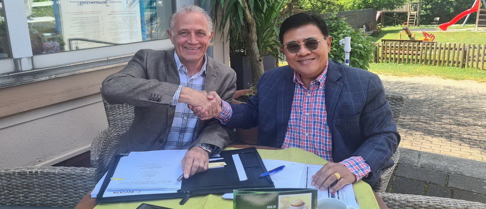 Signing Contract of the turn key projects between COINVOL TA AG and TERDDUMRI COMPANY LIMITED on 9 June 2023 at Römerstraße, Germany