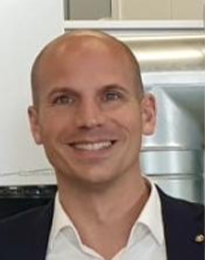 Mr. Simon van de Burg 